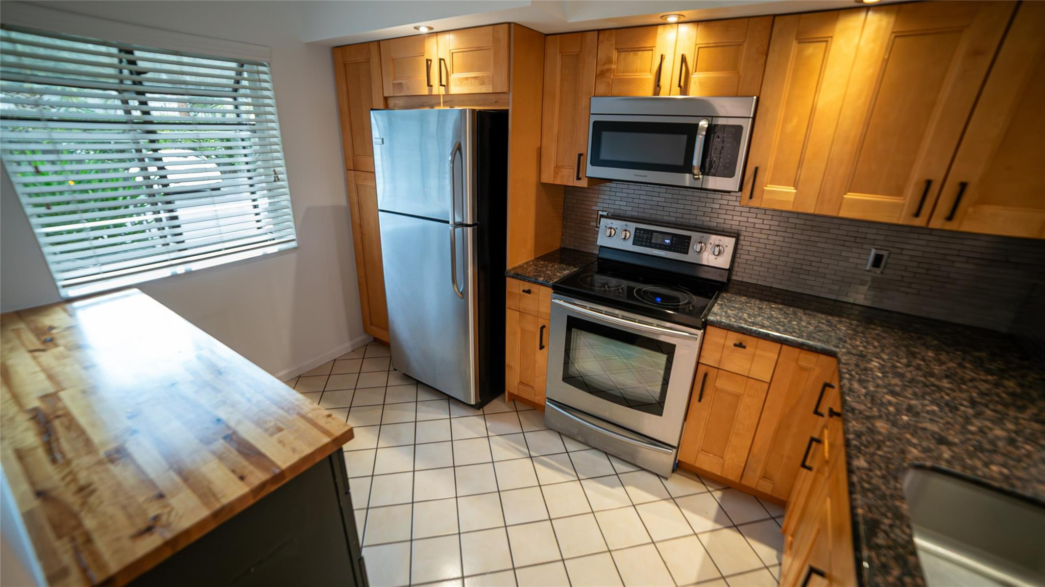 1001 SE 6th Avenue D118