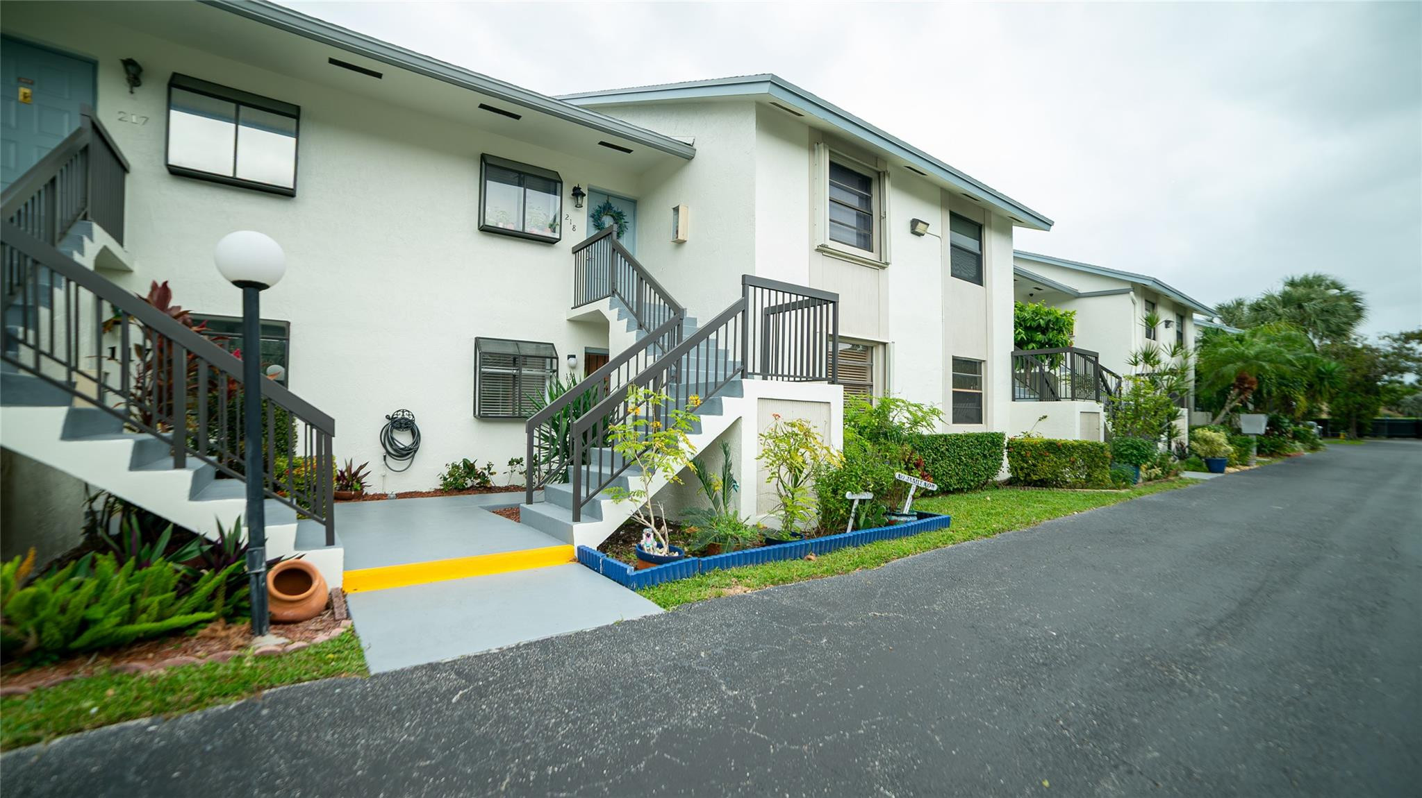 1001 SE 6th Avenue D118