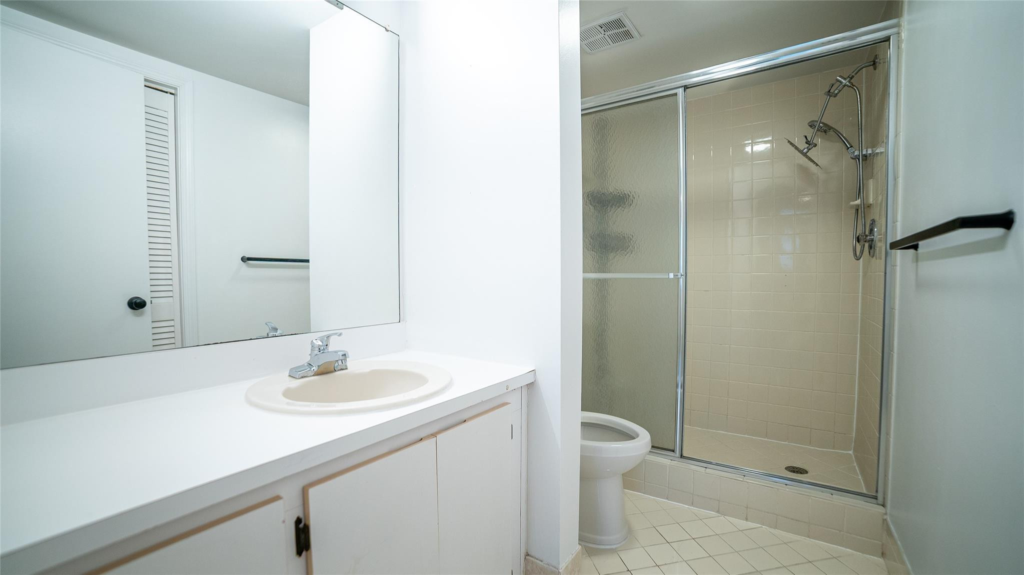 1001 SE 6th Avenue D118