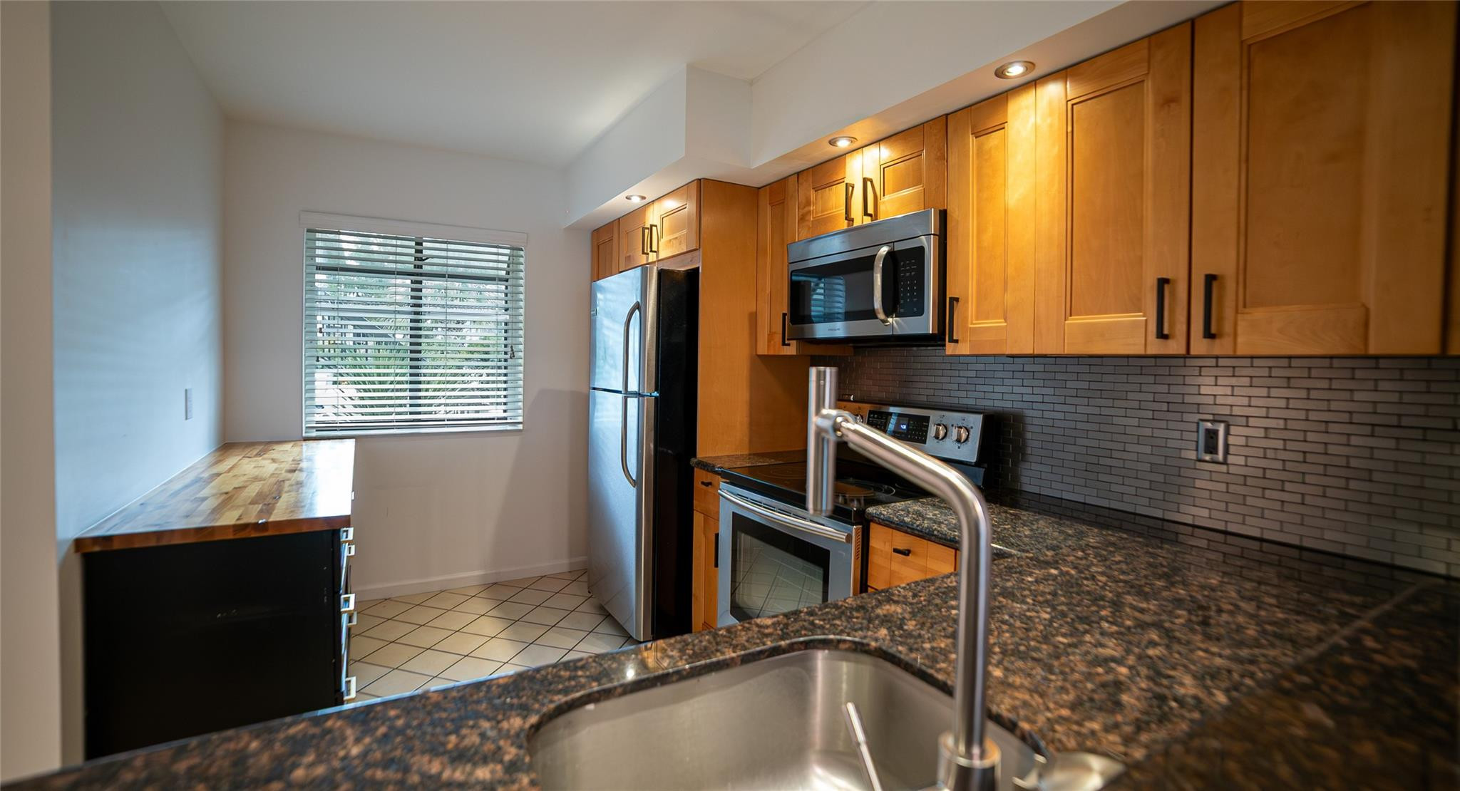 1001 SE 6th Avenue D118