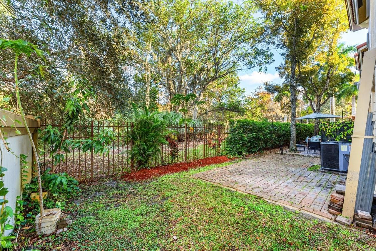 3307 Merrick Lane 1004