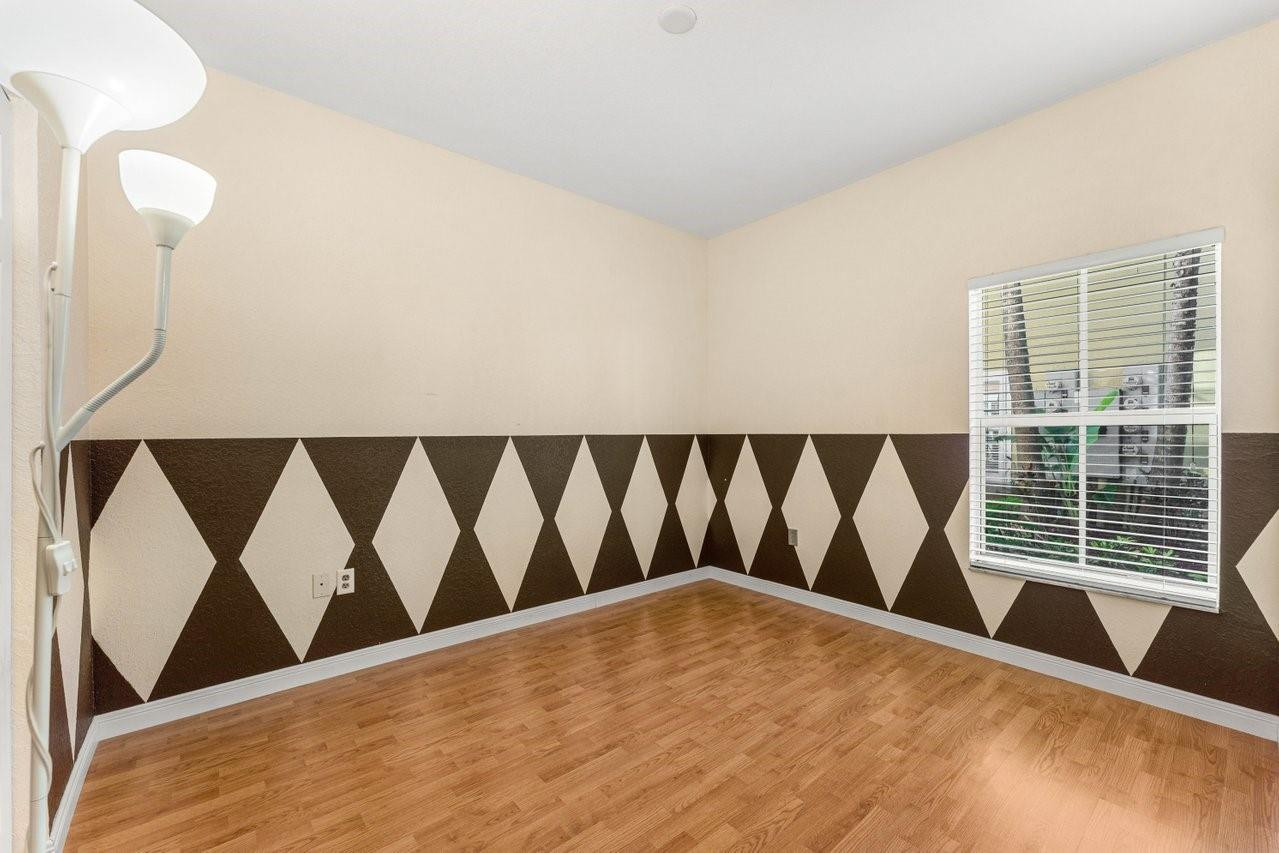 3307 Merrick Lane 1004