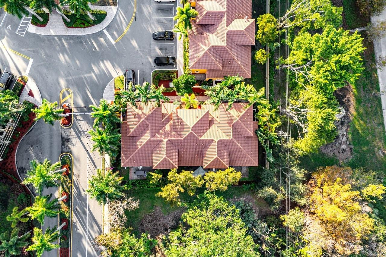 3307 Merrick Lane 1004