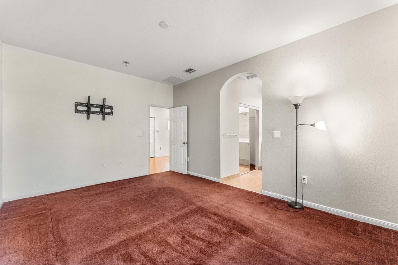 3307 Merrick Lane 1004