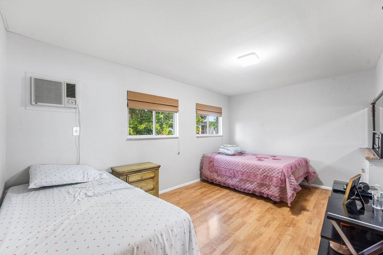 745 NW 72nd Terrace