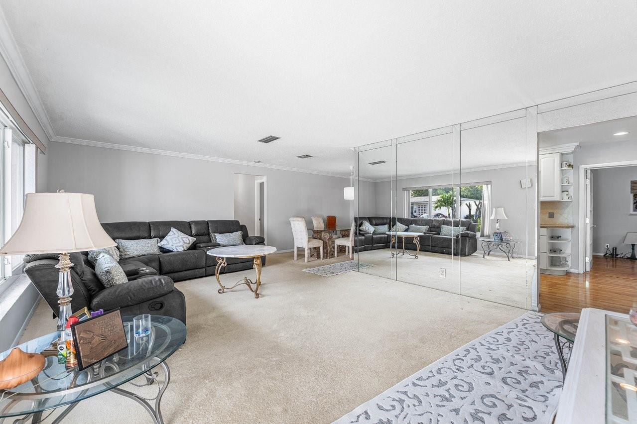 745 NW 72nd Terrace