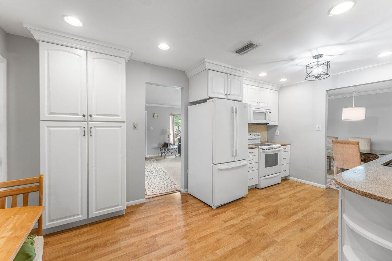 745 NW 72nd Terrace
