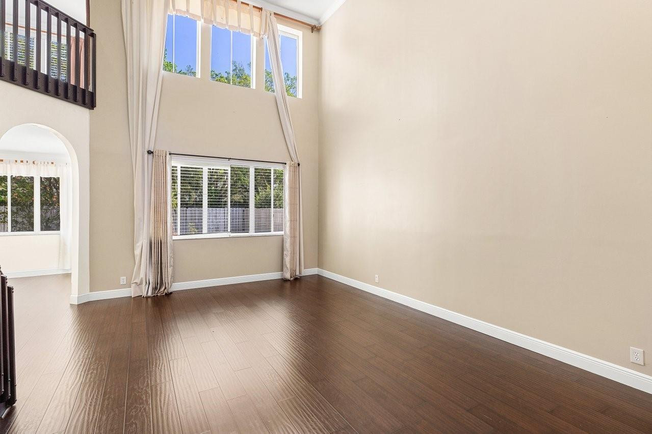 1325 Camellia Circle