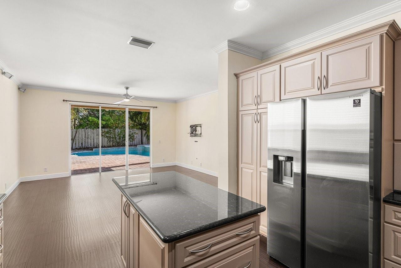 1325 Camellia Circle