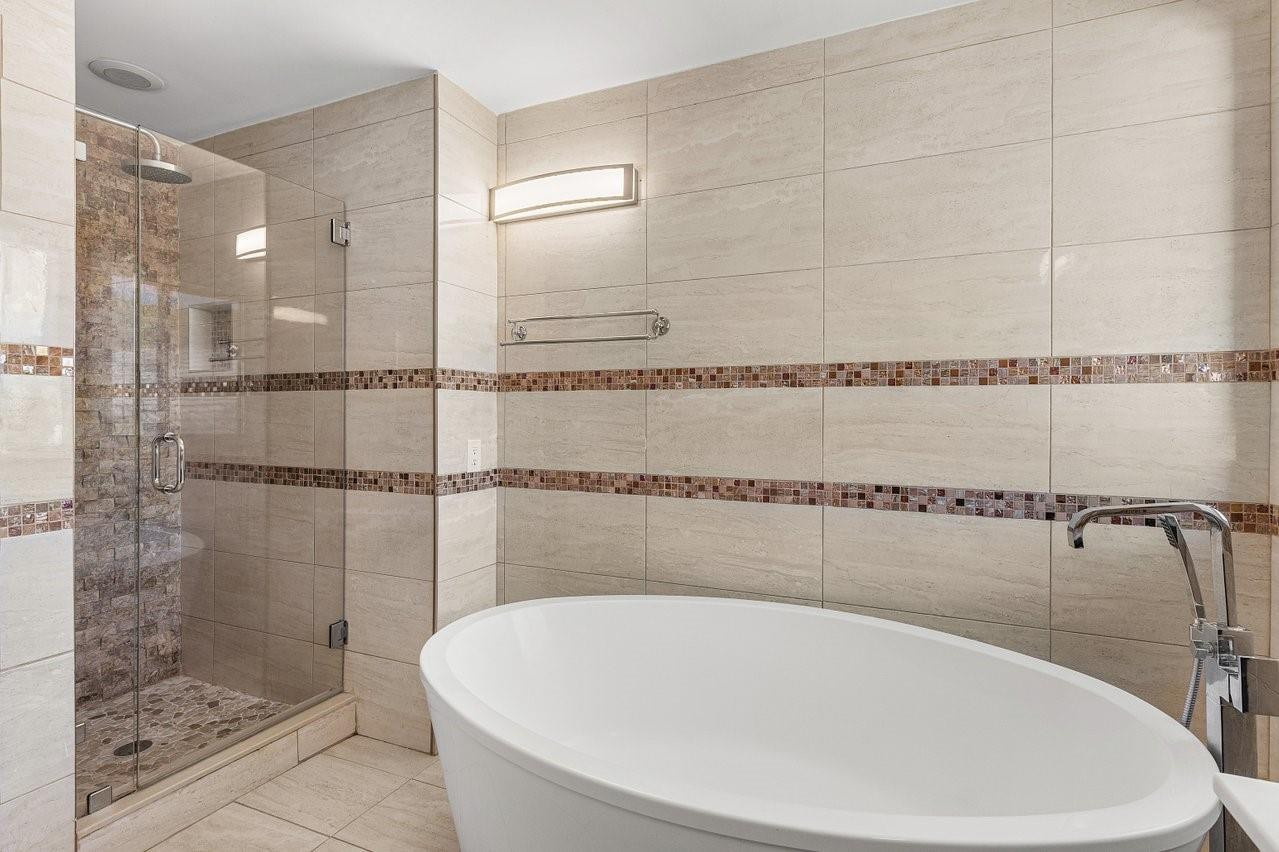 1325 Camellia Circle