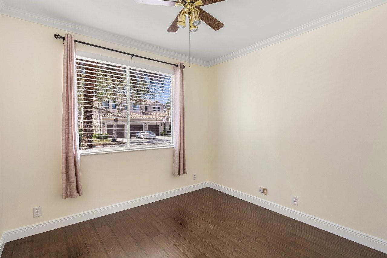 1325 Camellia Circle