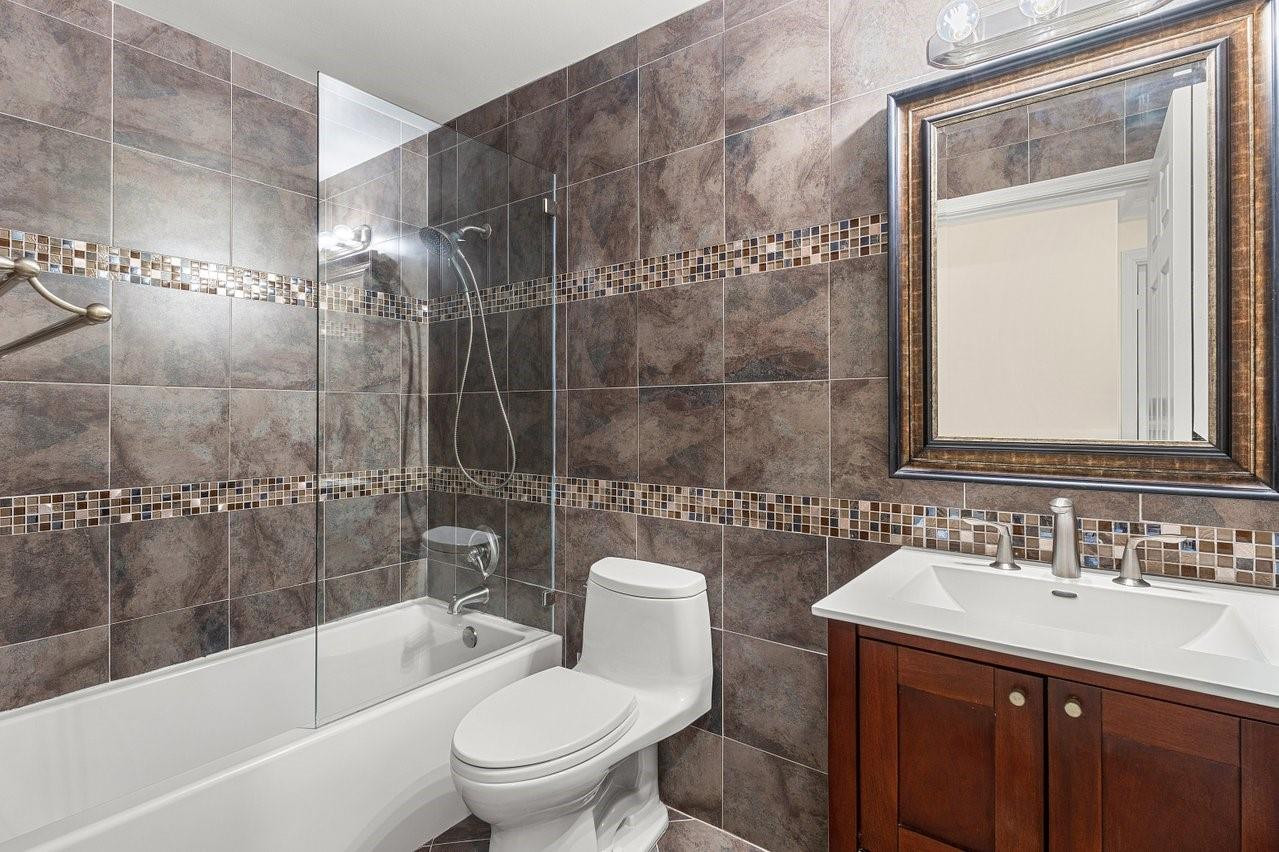 1325 Camellia Circle