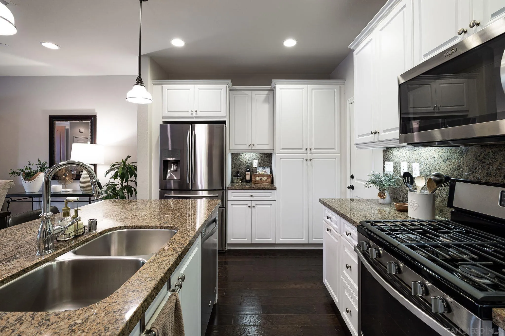 16675 Gill Loop