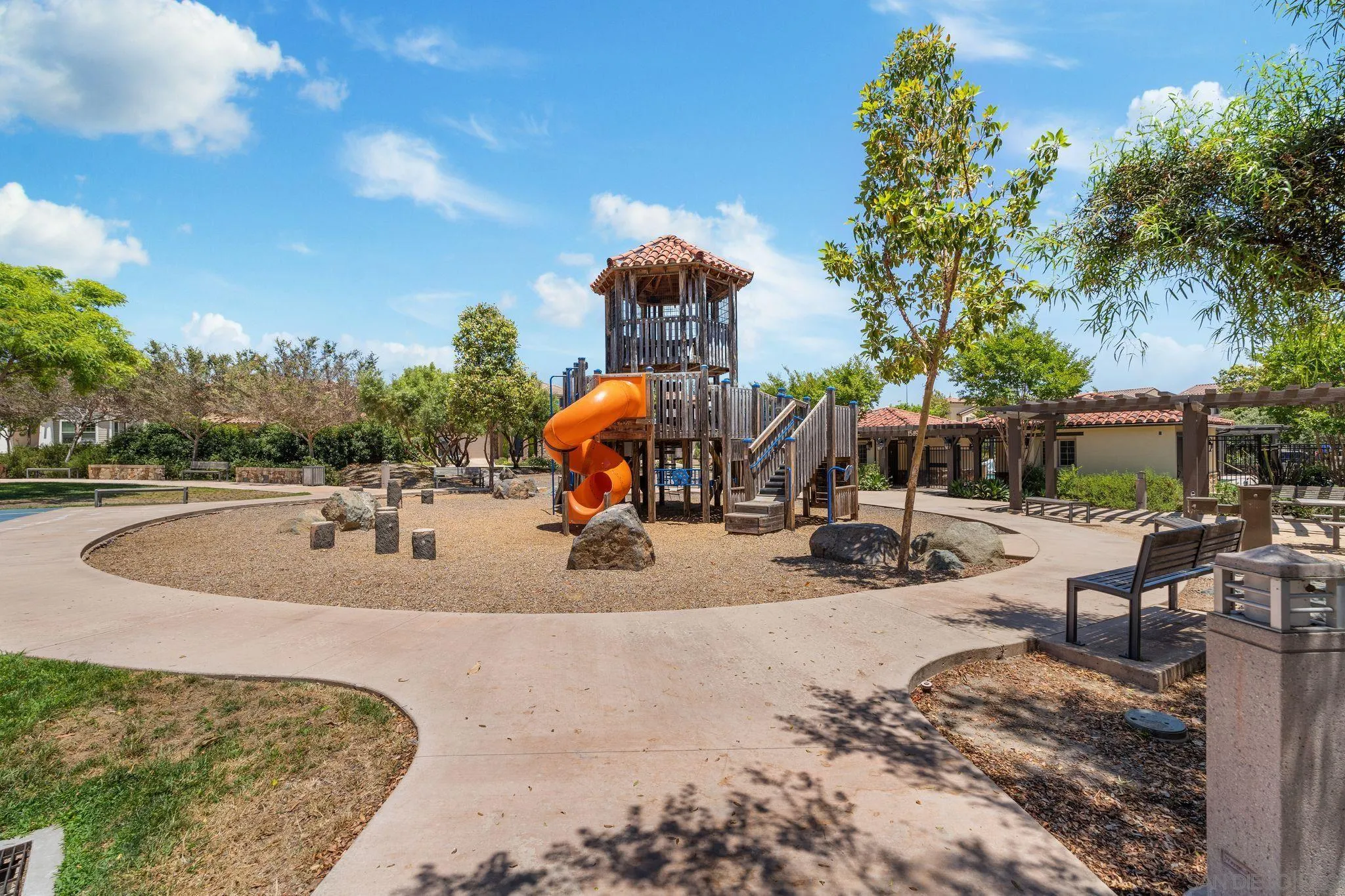 16675 Gill Loop