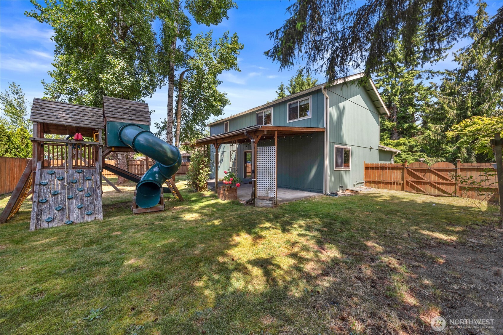 12832 47th Drive NE