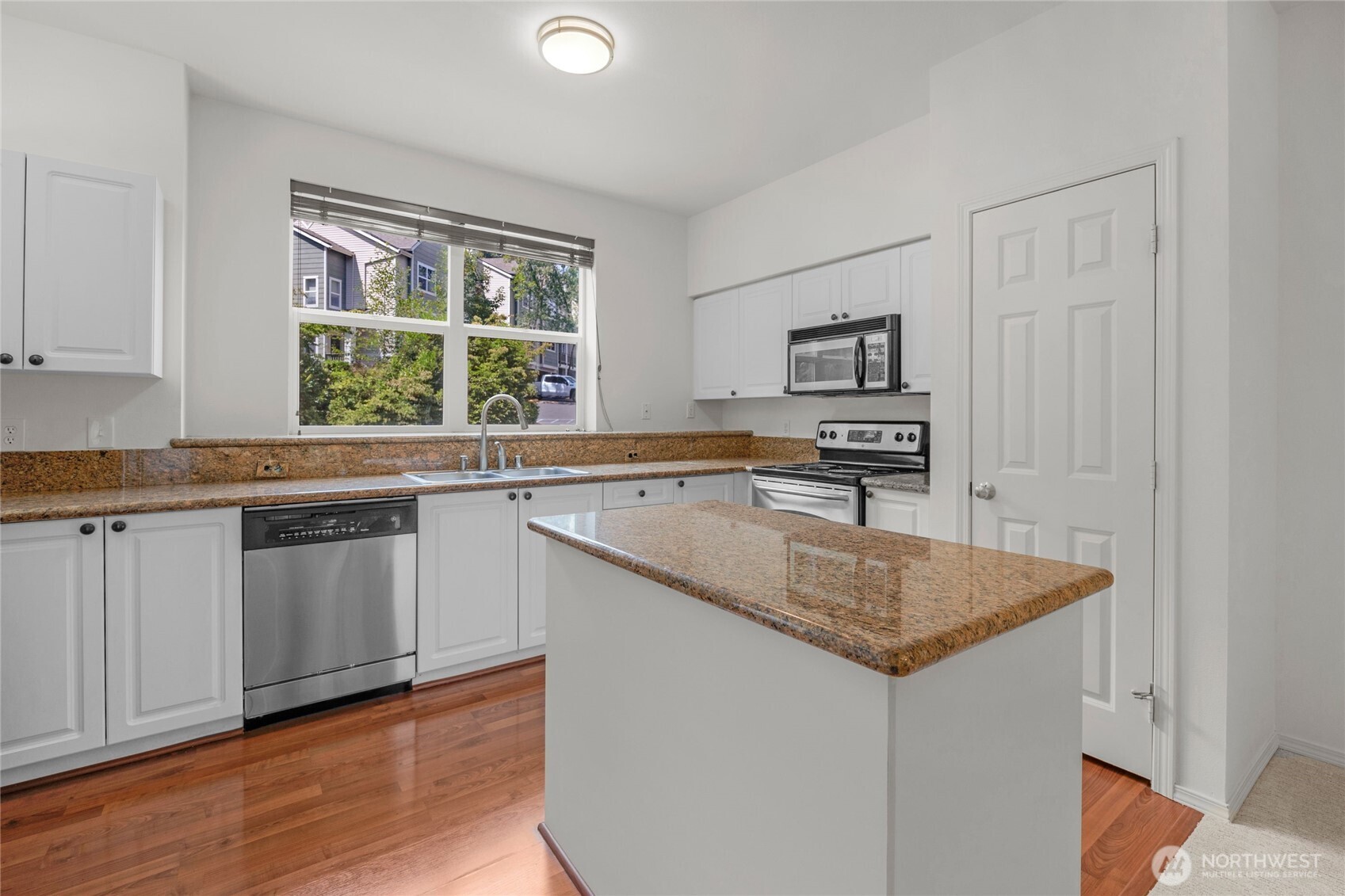 3116 164th Street SW Unit: 2006