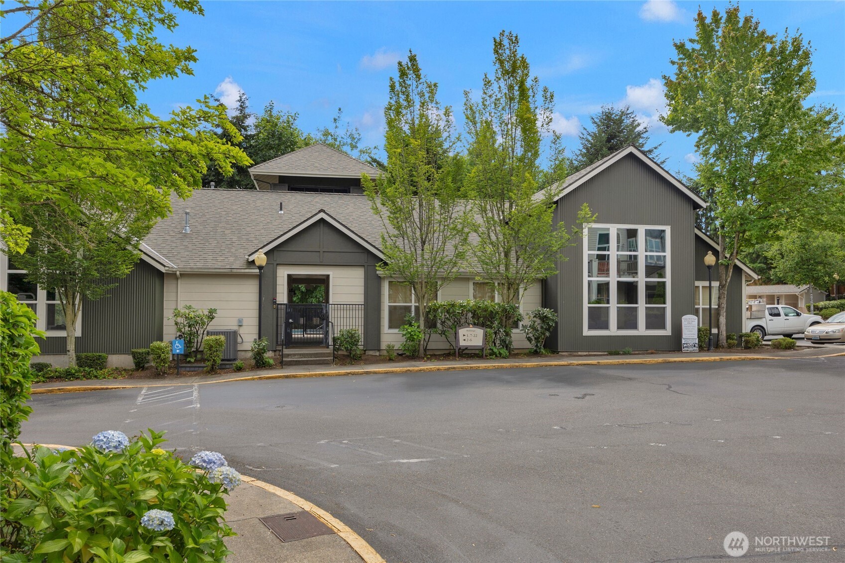 3116 164th Street SW Unit: 2006
