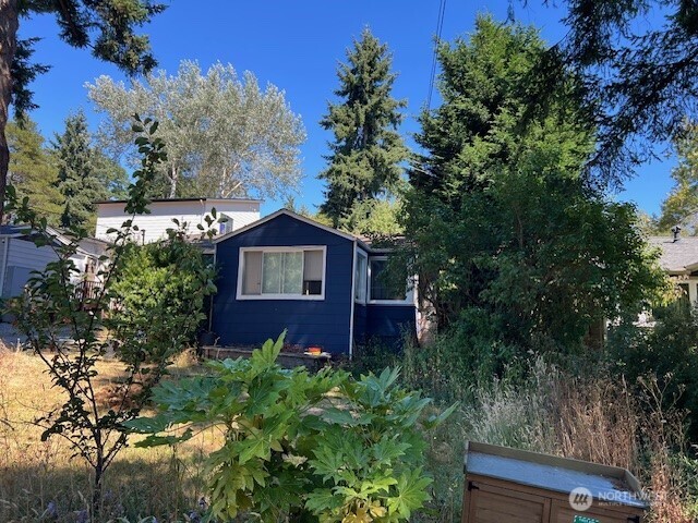 11732 38th Avenue NE