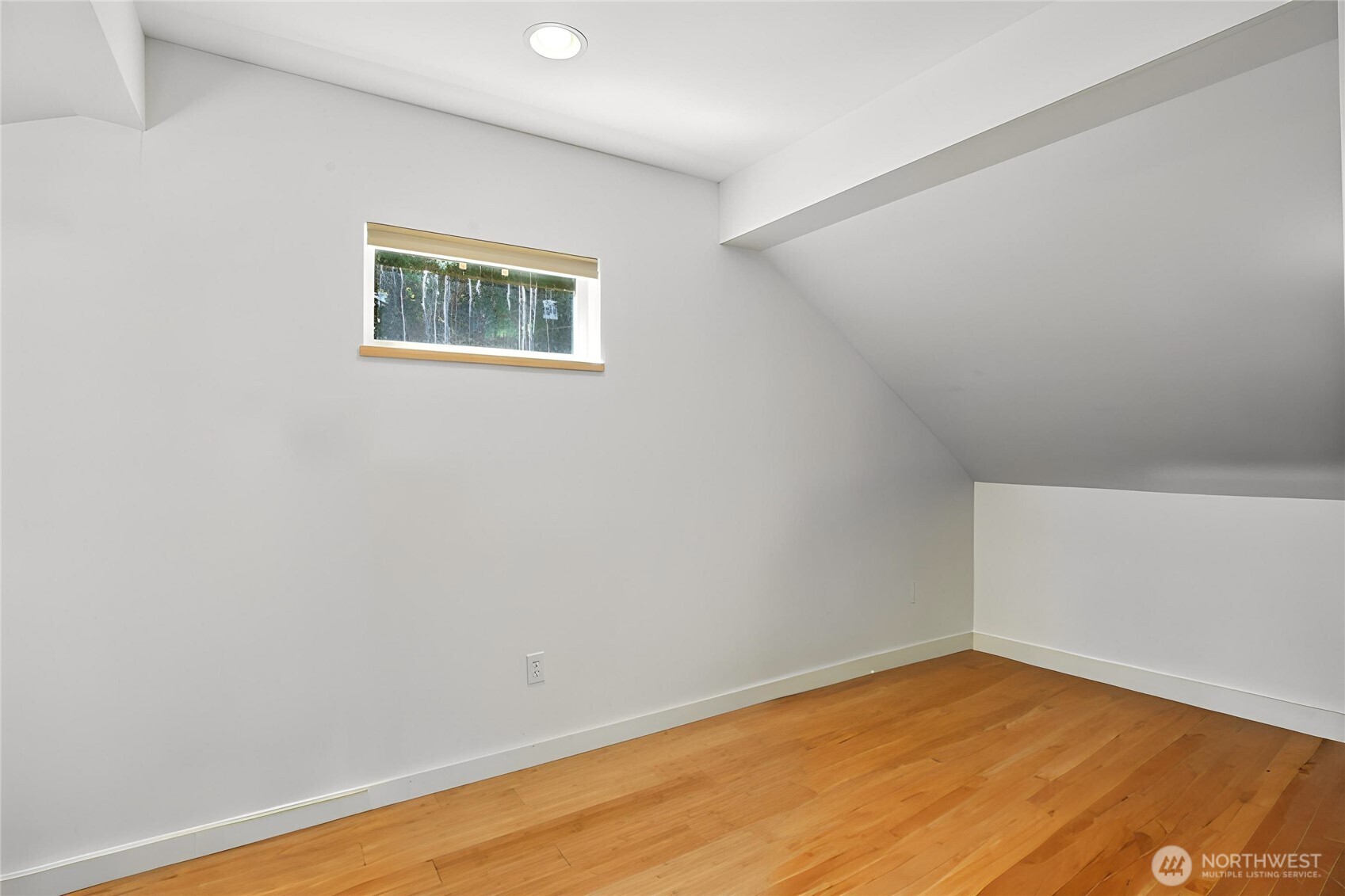 18872 Augusta Avenue NE