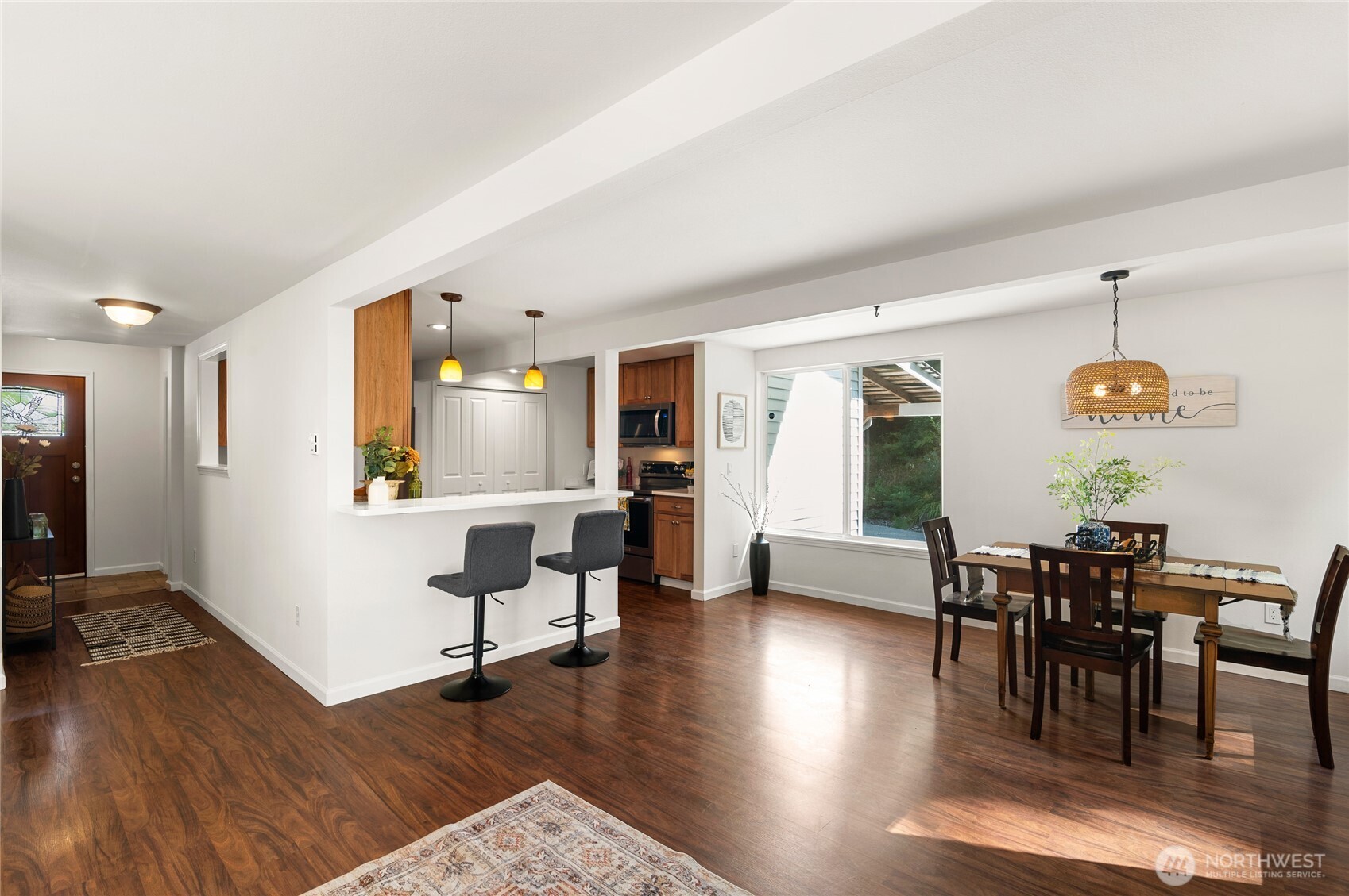 2727 Middle Shore Road