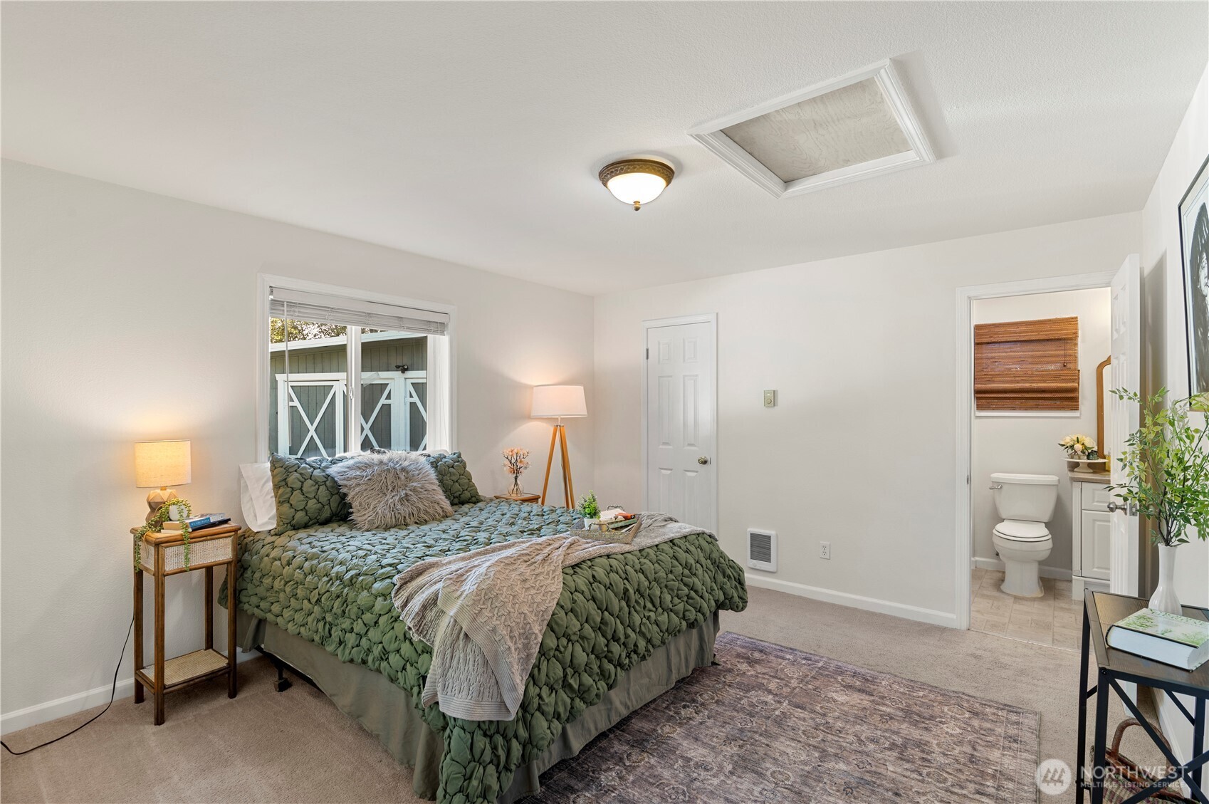 2727 Middle Shore Road