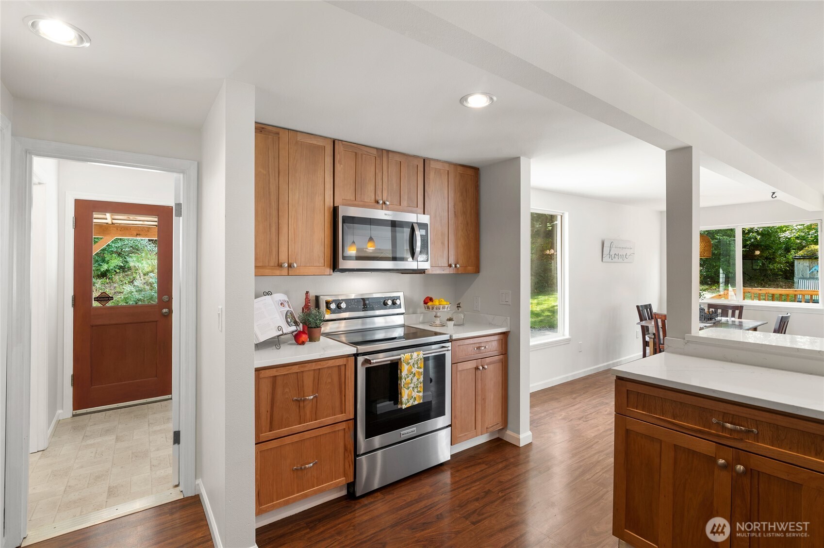 2727 Middle Shore Road