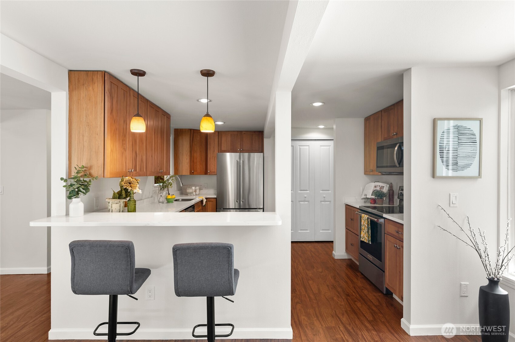 2727 Middle Shore Road