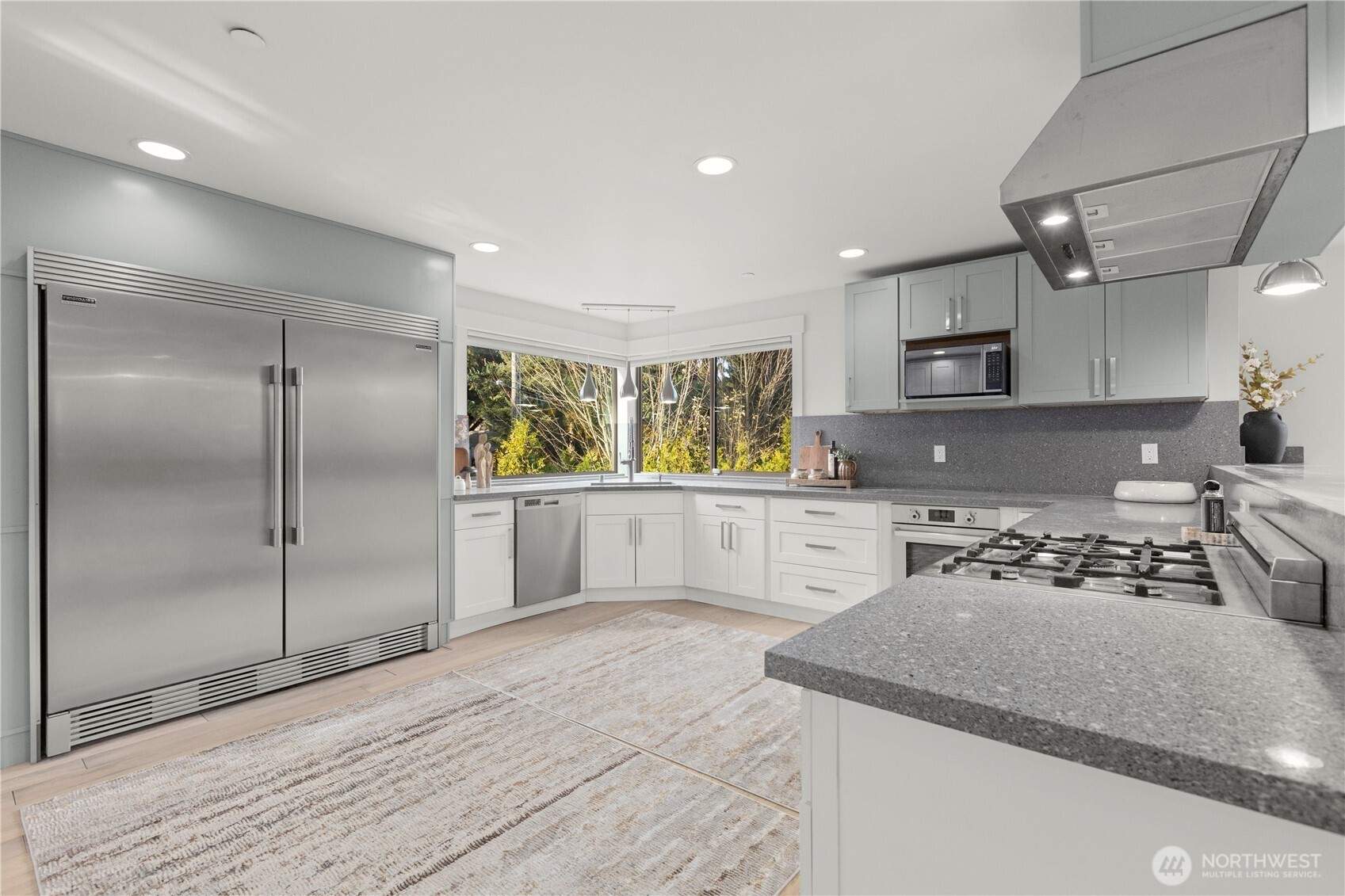 14540 Stone Avenue N