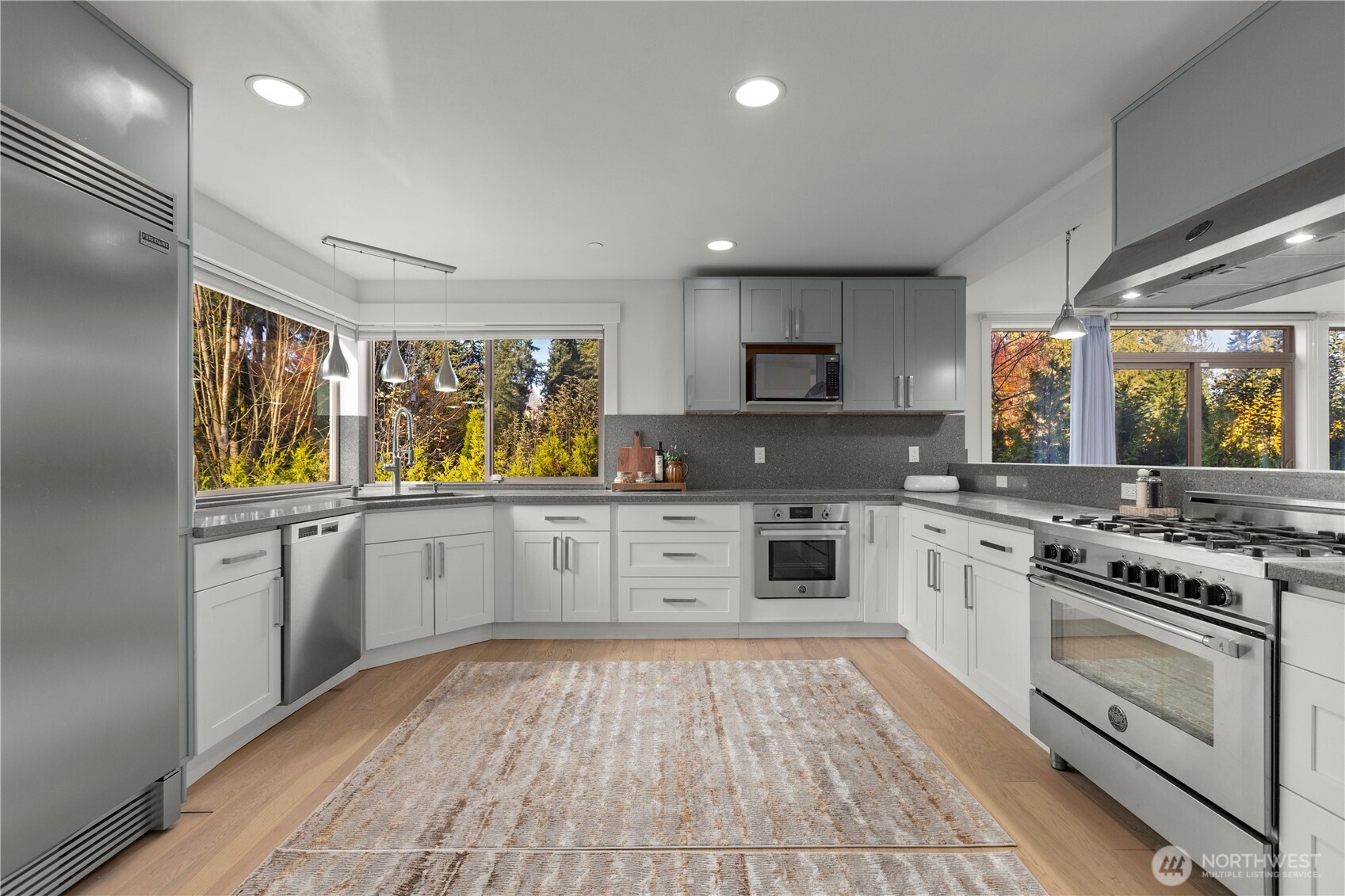 14540 Stone Avenue N