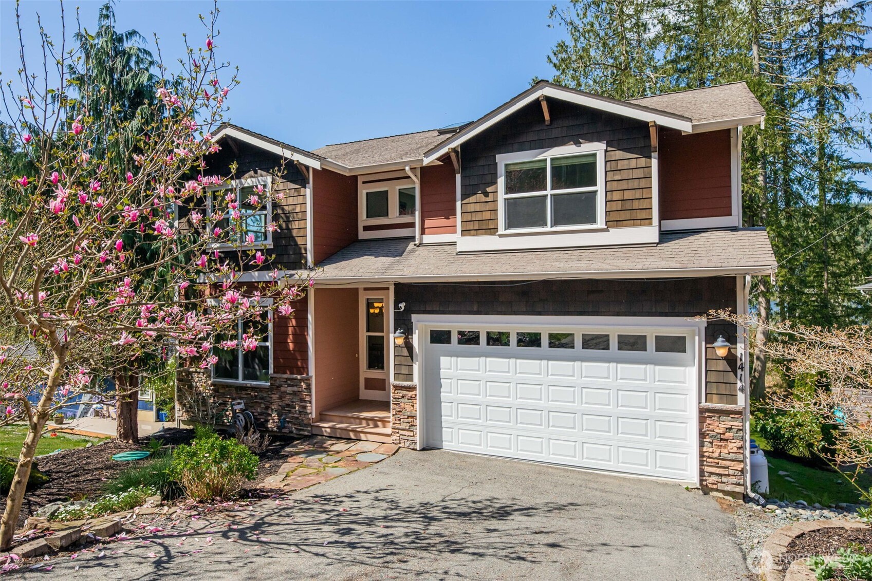 1414 Lake Roesiger Drive