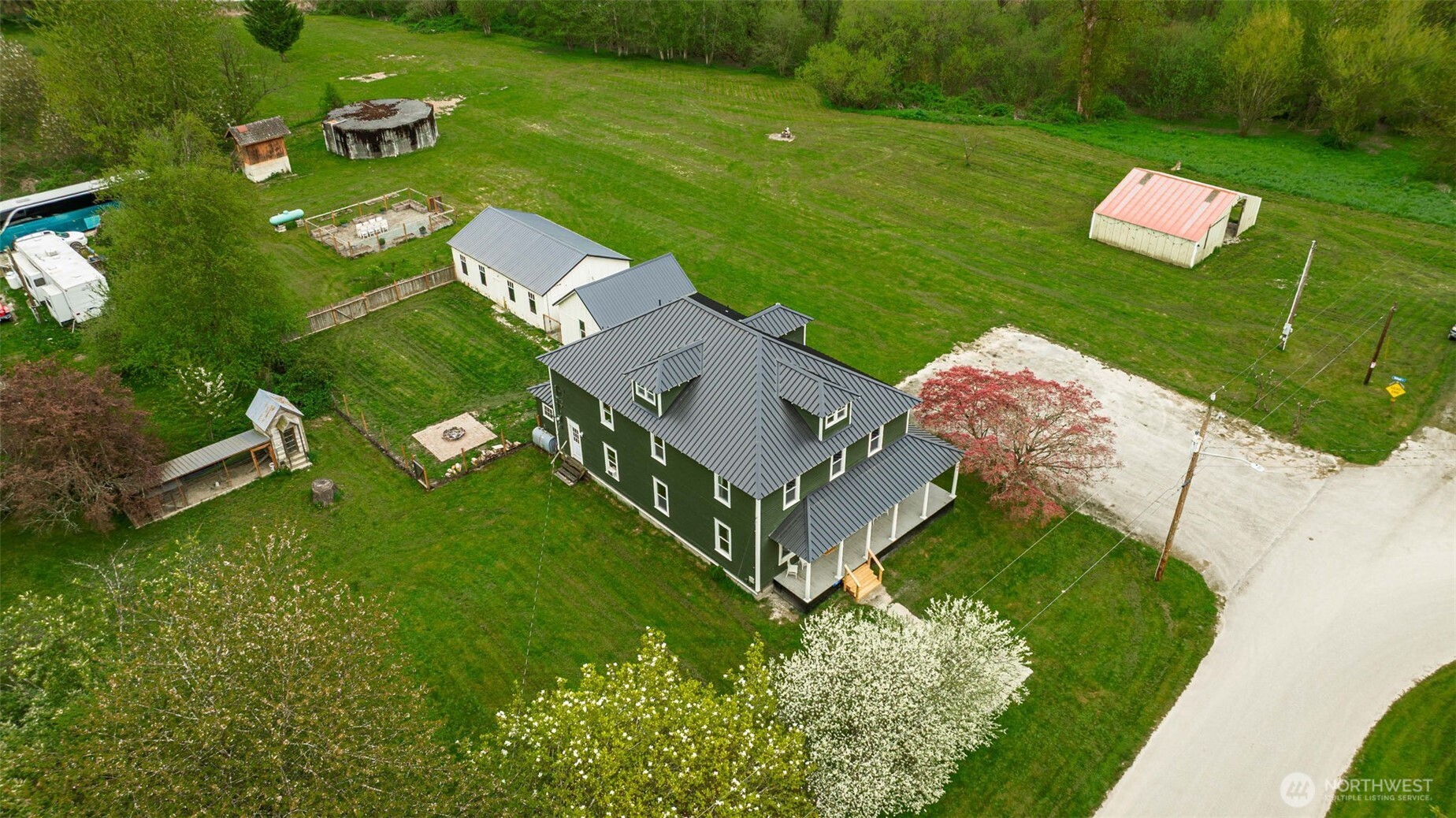 307 Maple Street