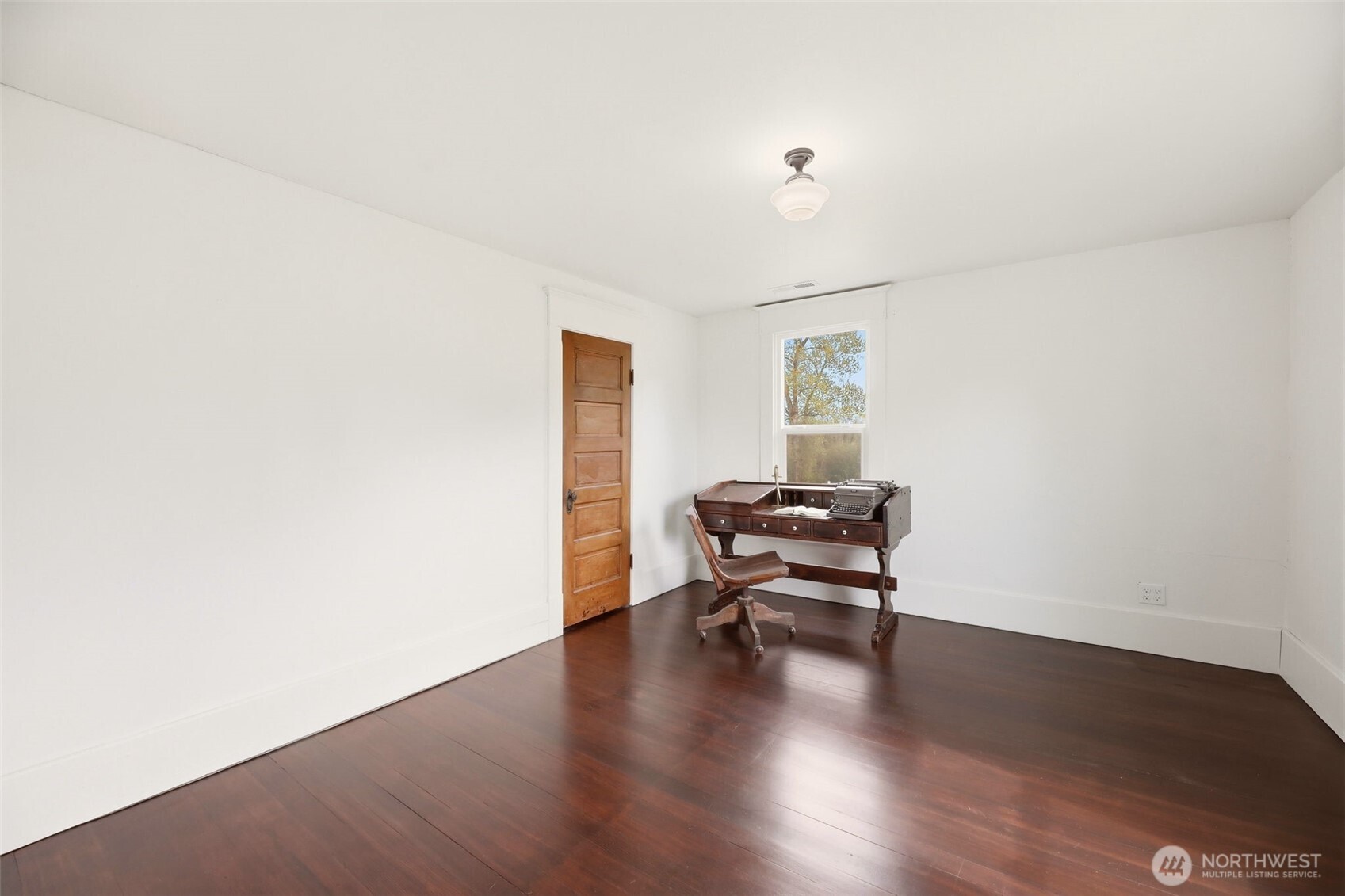 307 Maple Street