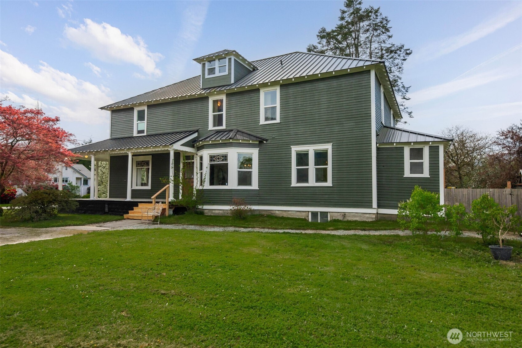 307 Maple Street