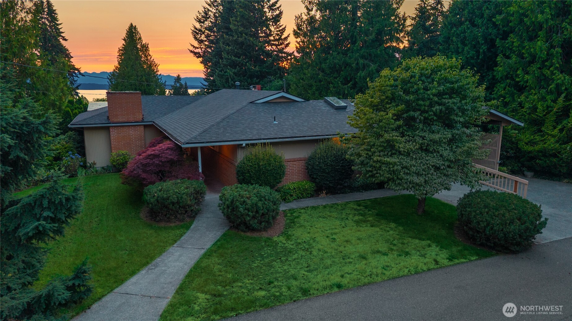 8957 188th Street SW