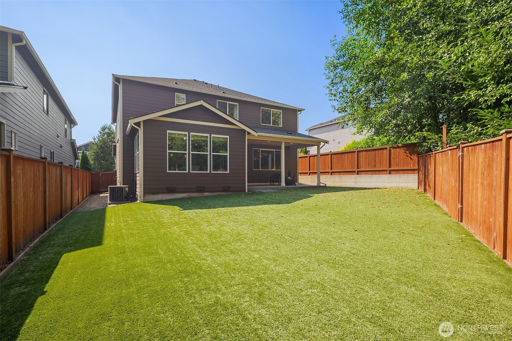 3409 102nd Avenue NE