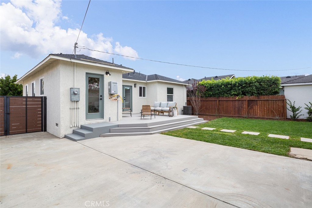 4449 Carfax Avenue