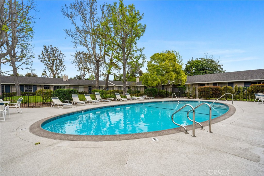 417 Gloucester Drive
