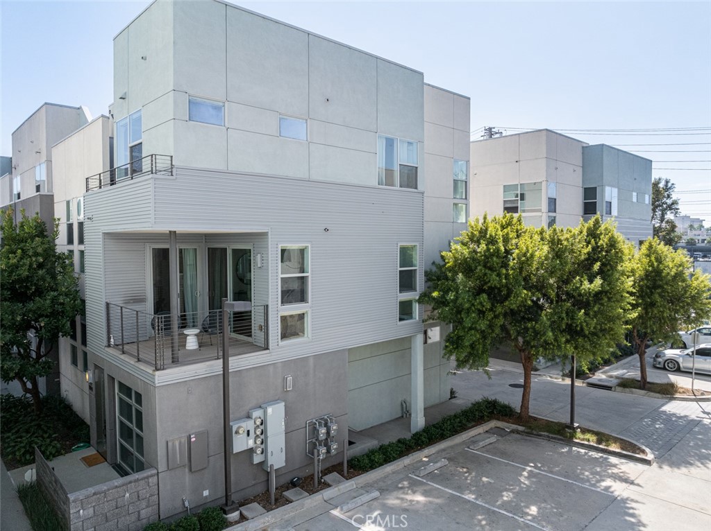 132 Mercer Way
