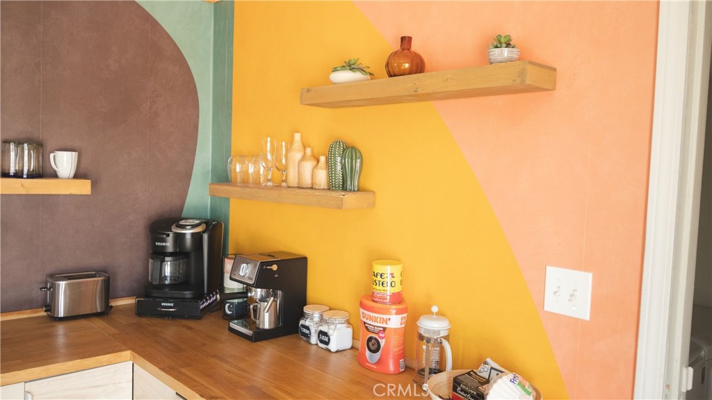 4762 Avenida Del Sol