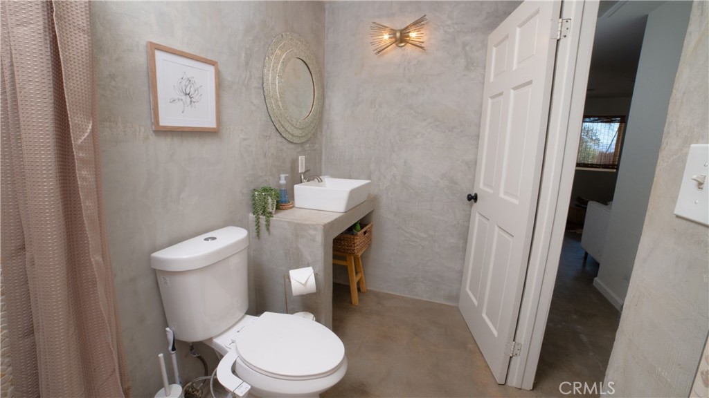 4762 Avenida Del Sol