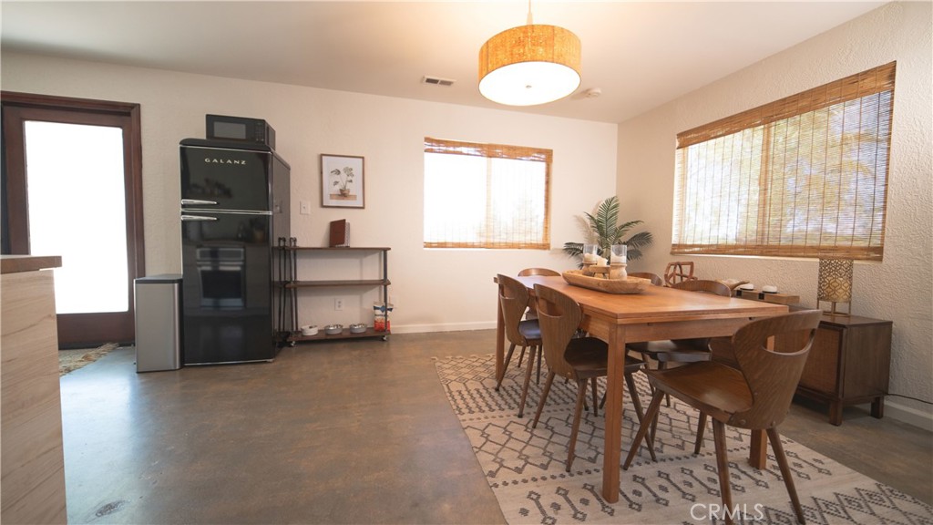 4762 Avenida Del Sol