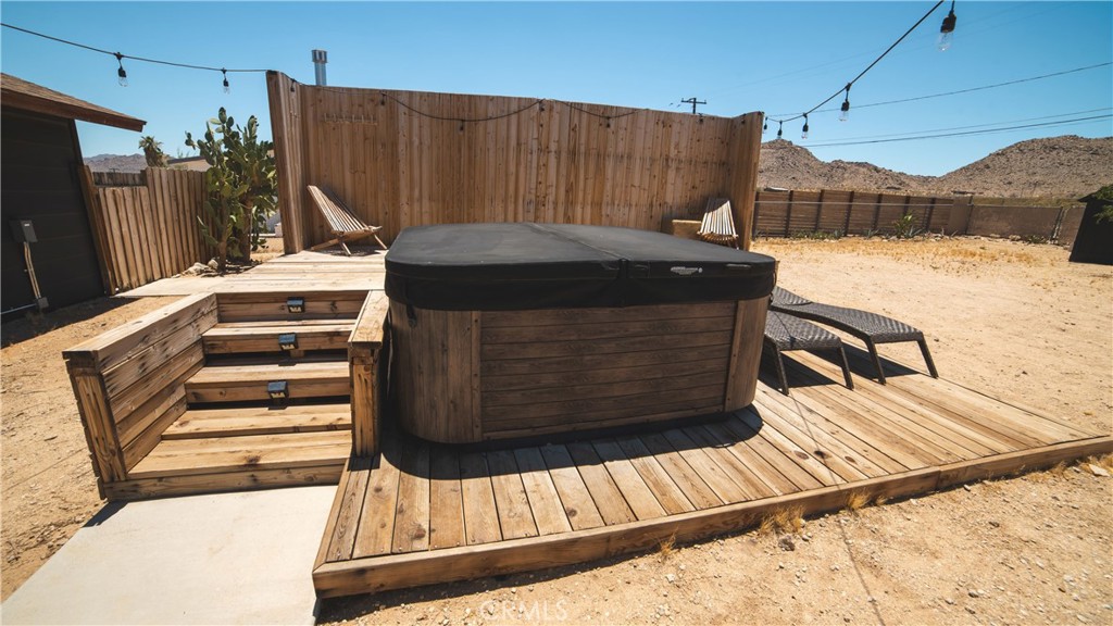 4762 Avenida Del Sol