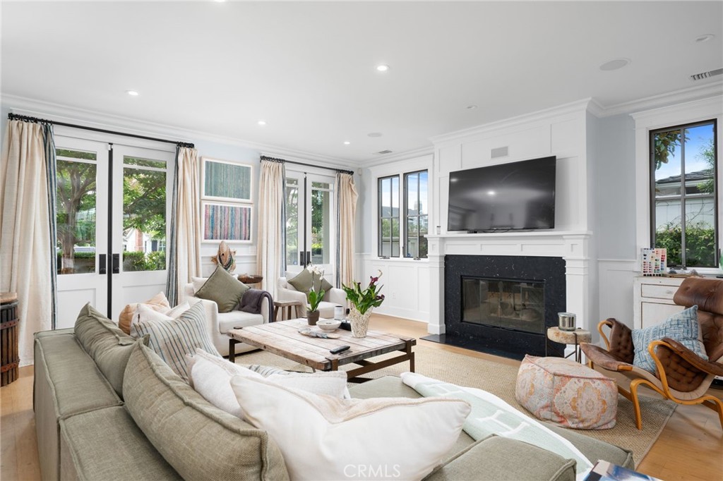 539 San Bernardino Avenue