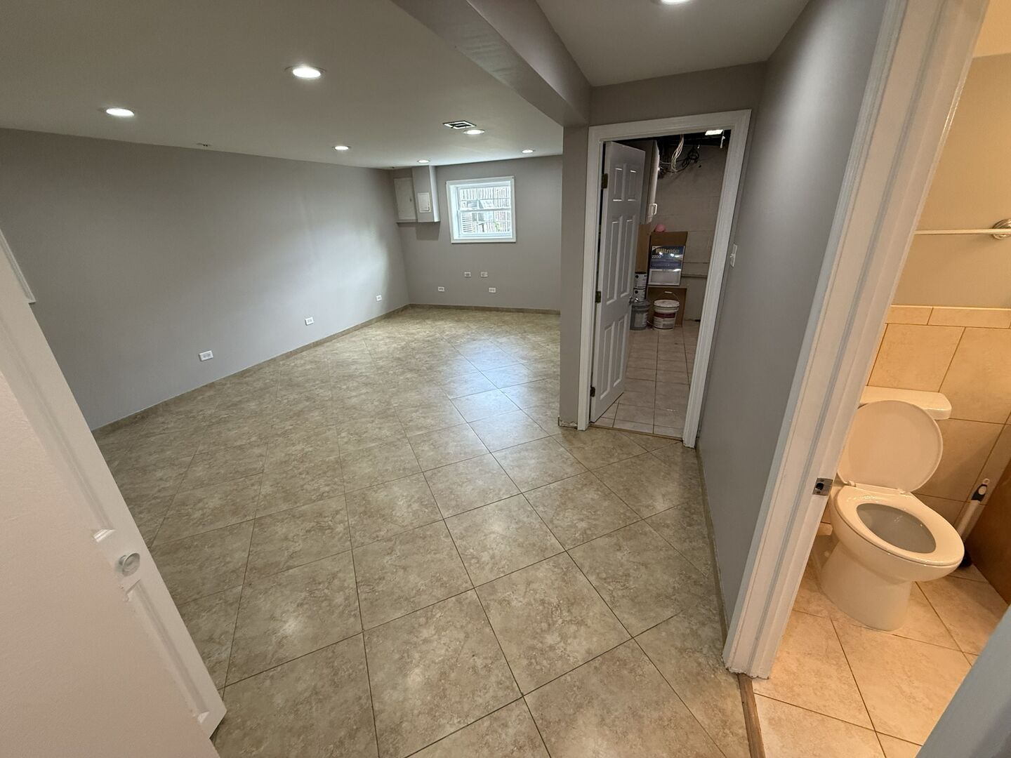 9109 Parkside Avenue Unit: 1