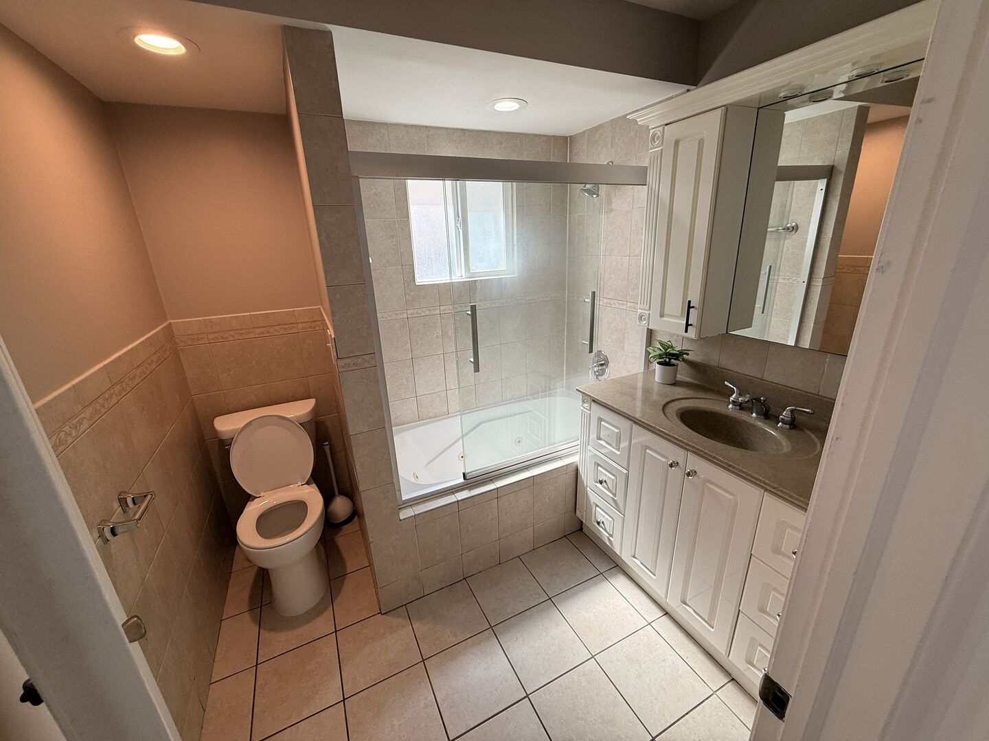 9109 Parkside Avenue Unit: 1