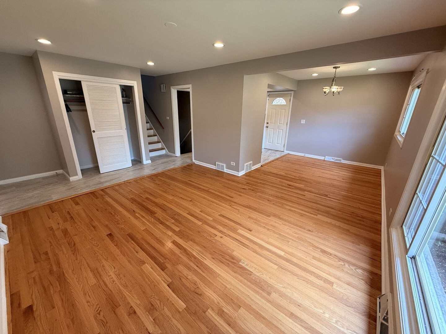 9109 Parkside Avenue Unit: 1