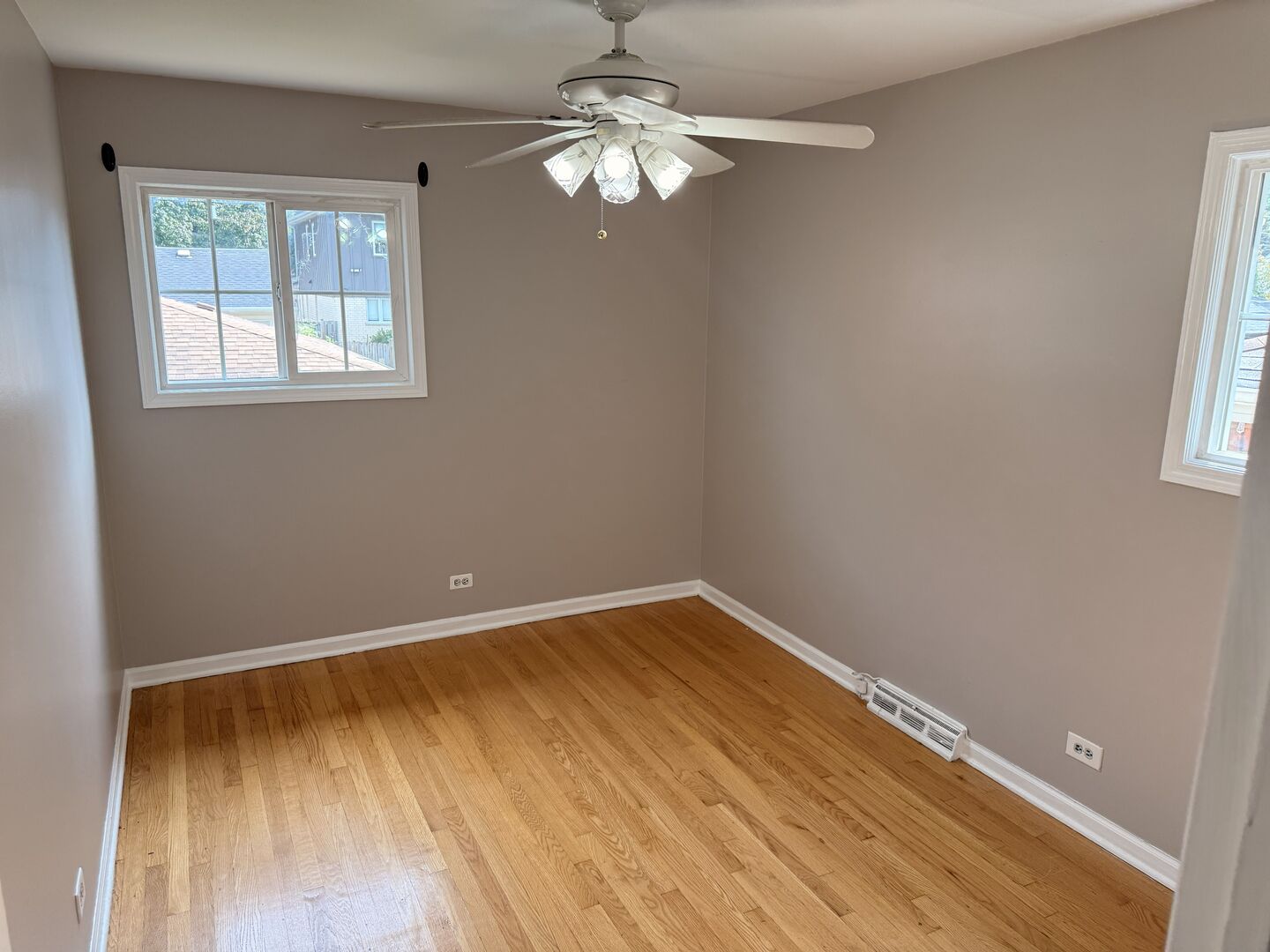 9109 Parkside Avenue Unit: 1