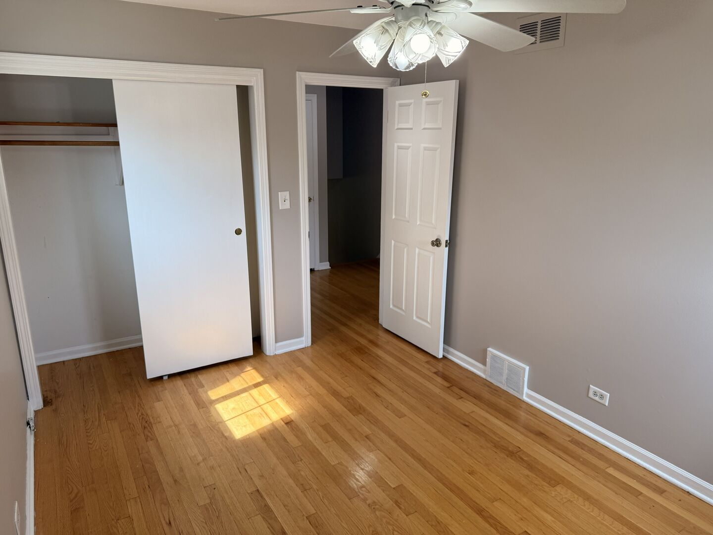 9109 Parkside Avenue Unit: 1