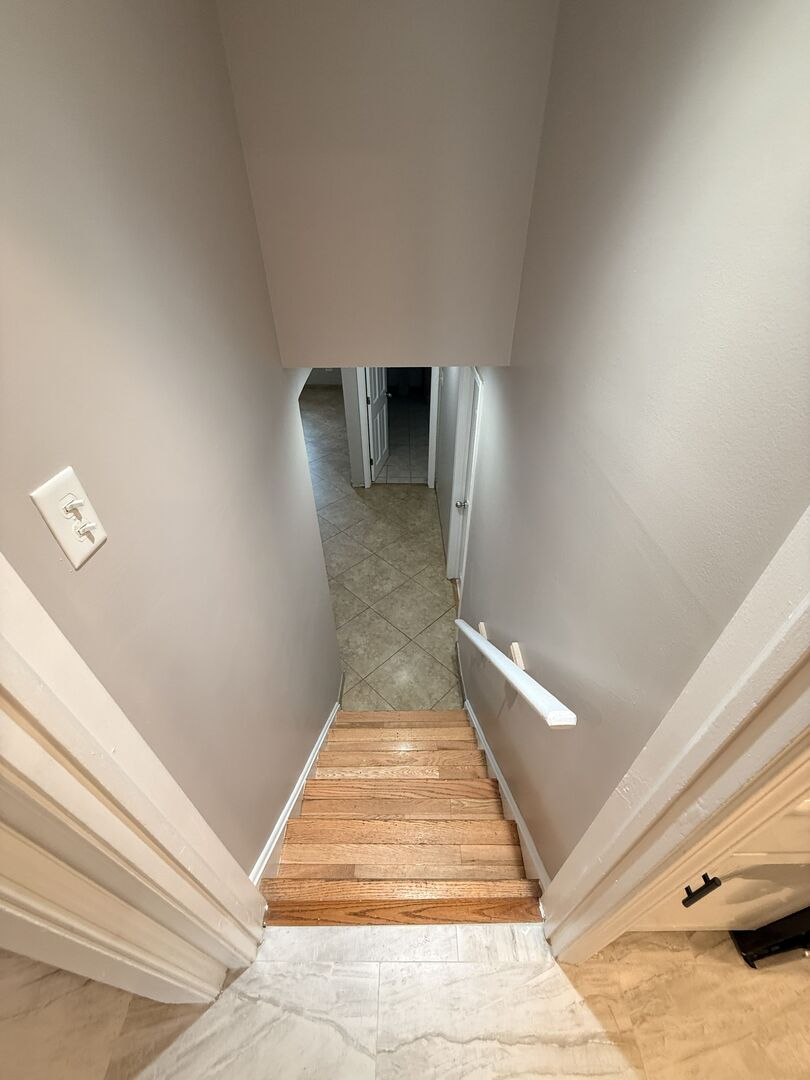 9109 Parkside Avenue Unit: 1