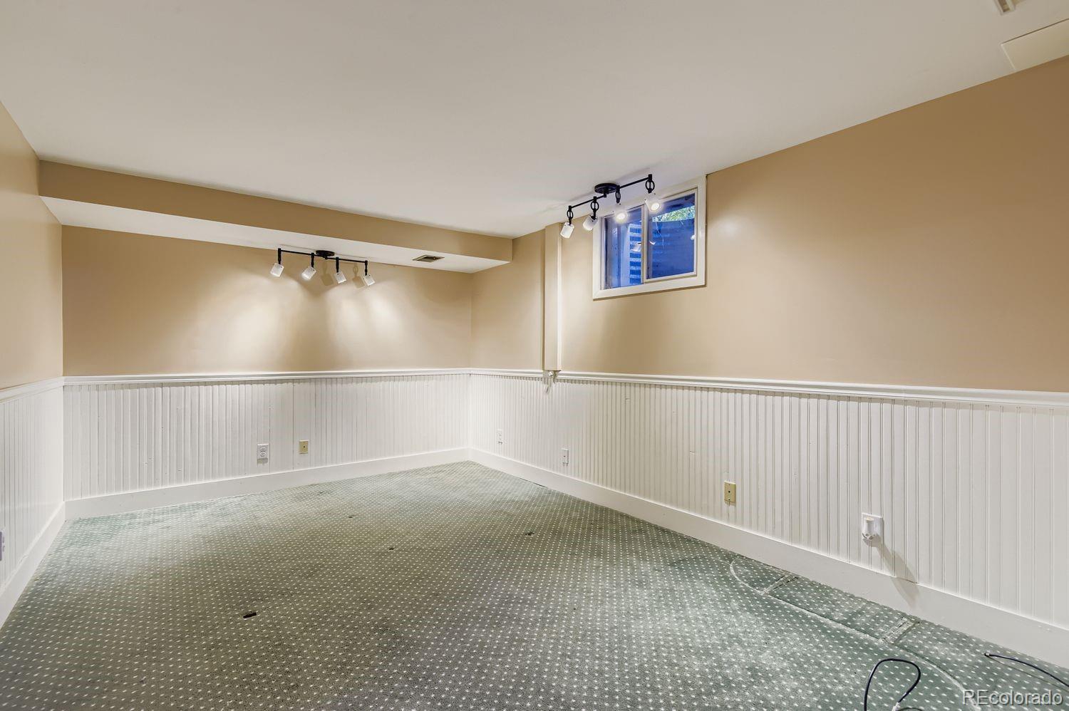 12027 E Amherst Place